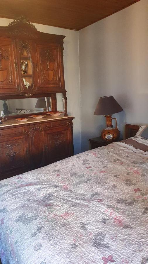 La Peau Bed and Breakfast Mairé-l'Eveseault Exteriör bild